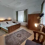 Hotel&restaurant Zur Post מלון