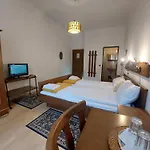 Hotel&restaurant Zur Post מלון אייזנרץ
