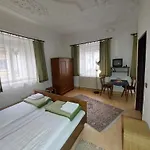 מלון Hotel&restaurant Zur Post 3*