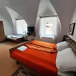 Hotel&restaurant Zur Post מלון 3*