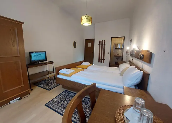 Hotel&restaurant Zur Post מלון אייזנרץ